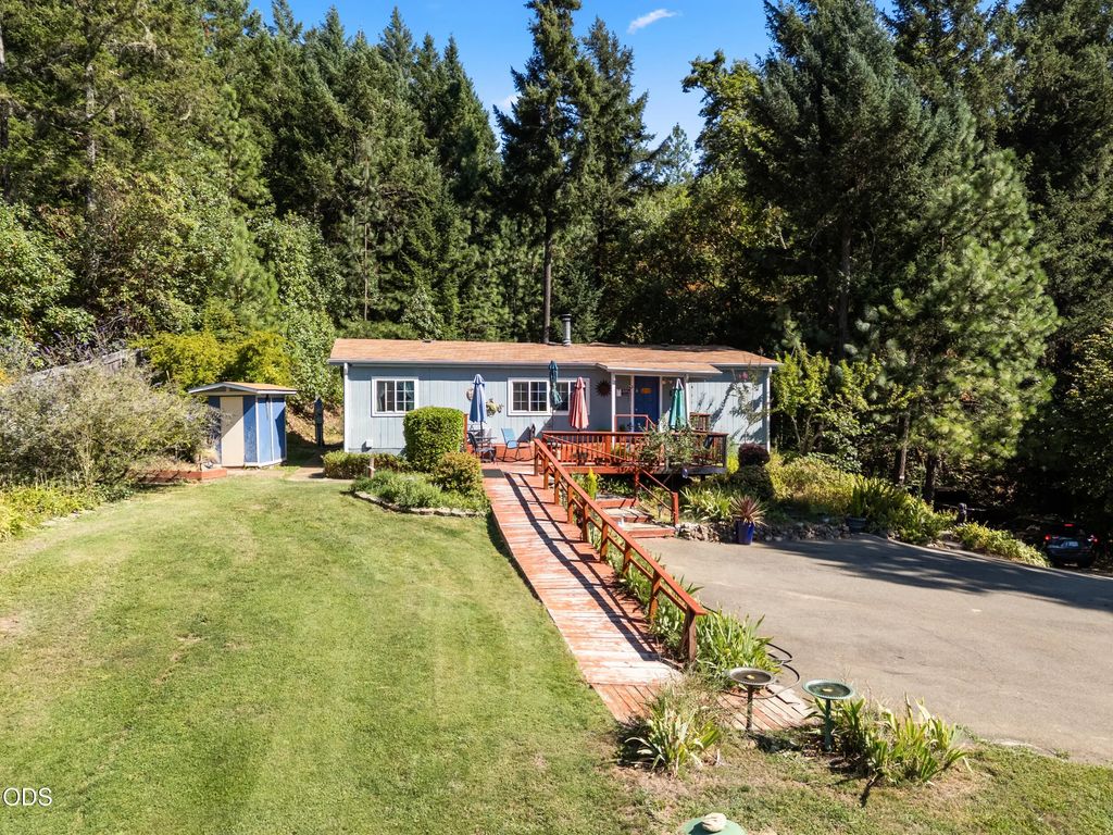 6918 Redwood Highway, Grants Pass