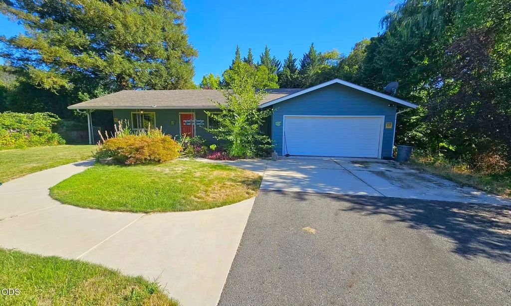 533 Nw Midland Avenue, Grants Pass