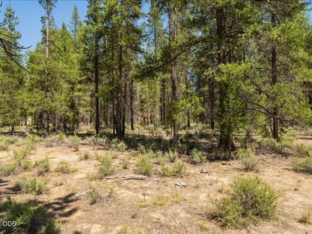 52687 Wayside Loop, La Pine