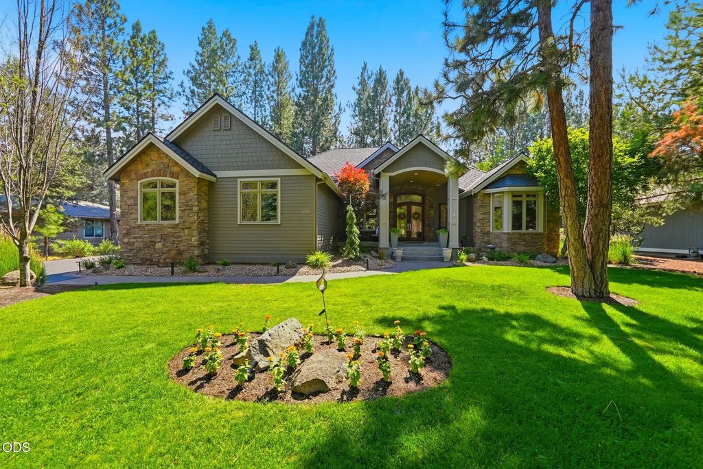 2721 Nw Champion Circle, Bend