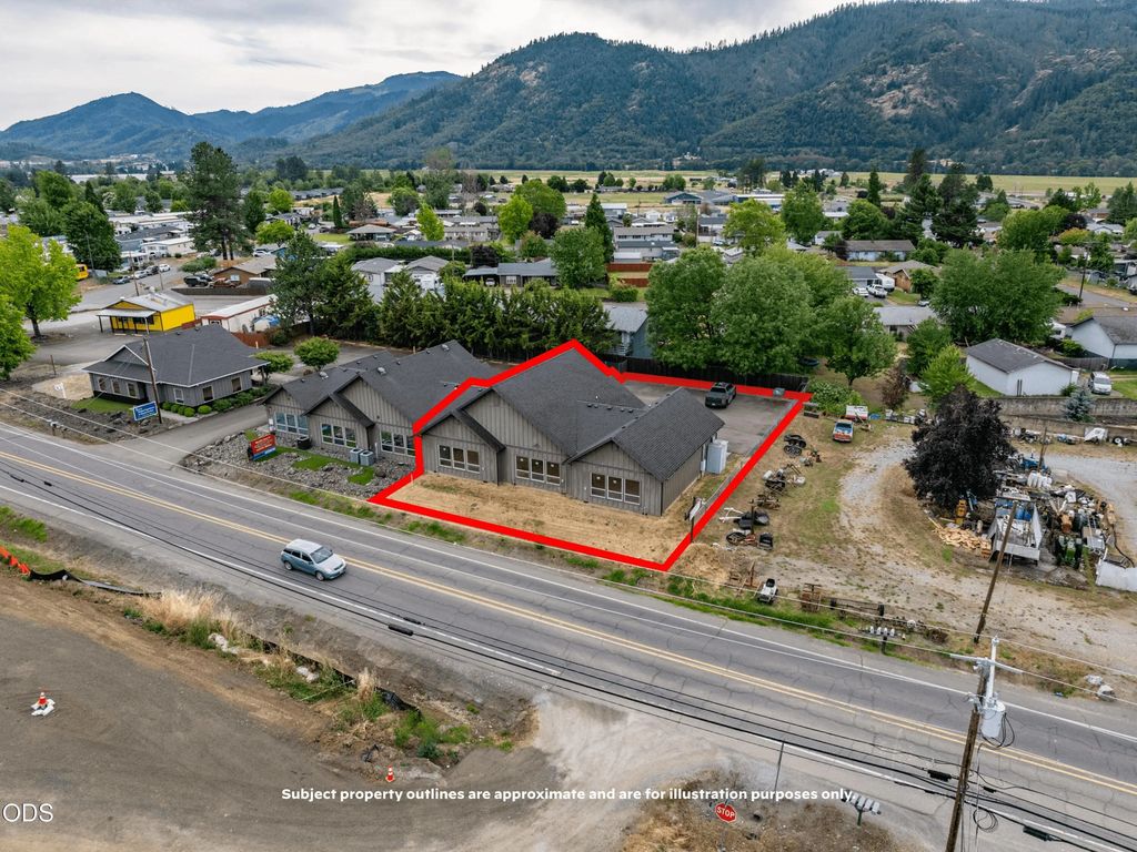 209 S Old Pacific Highway, Myrtle Creek