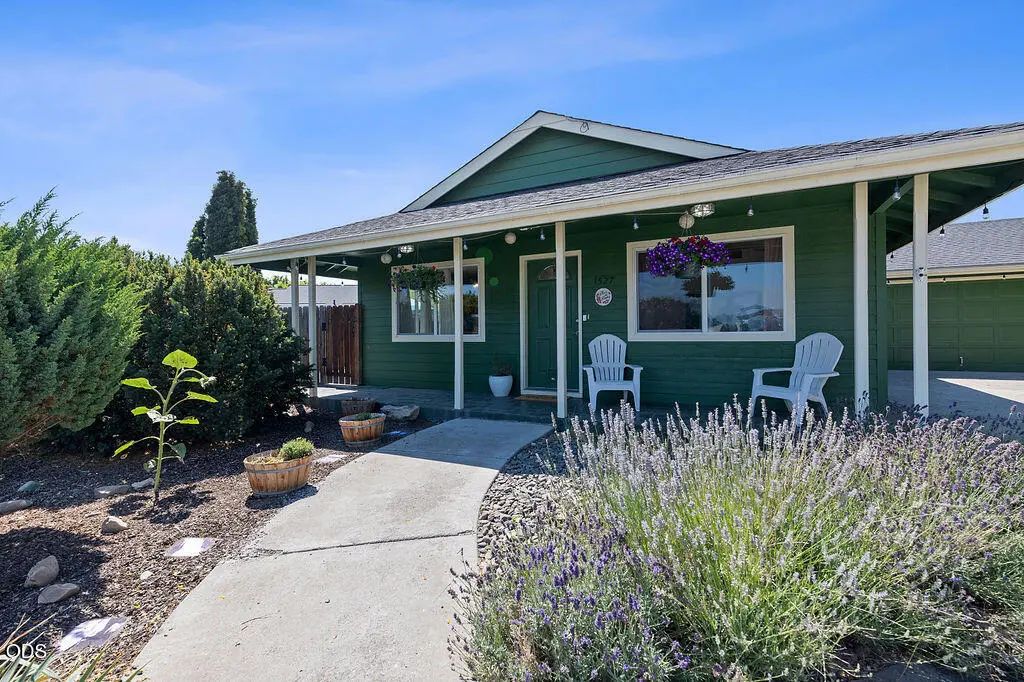 1527 Ne Larry Court, Prineville