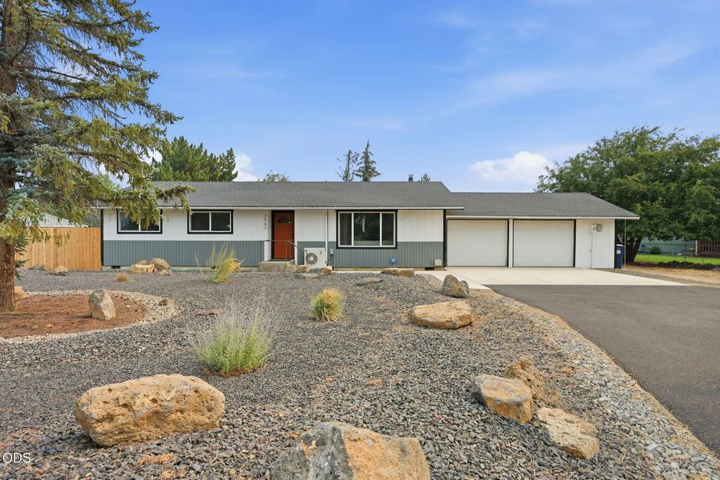 2563 Sw Cascade Avenue, Redmond