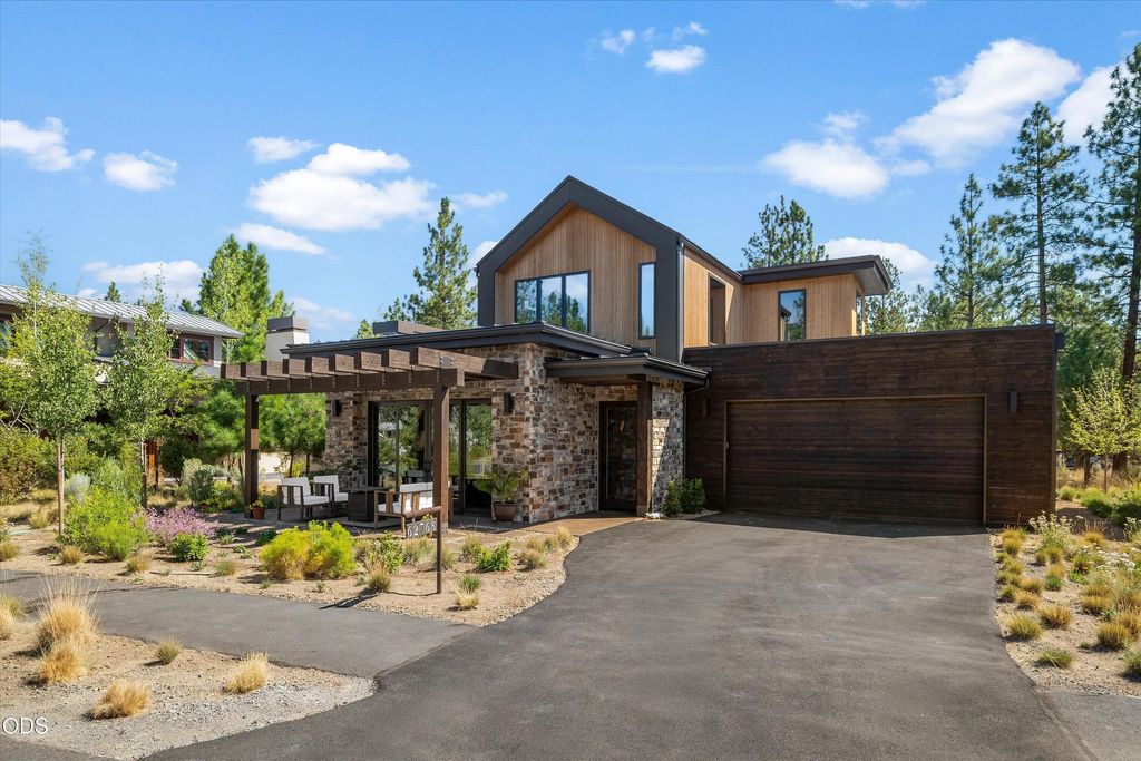 62768 Nw Sand Lily Way, Bend