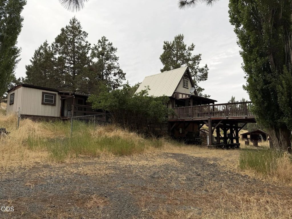 2760 Minna Street, Bonanza