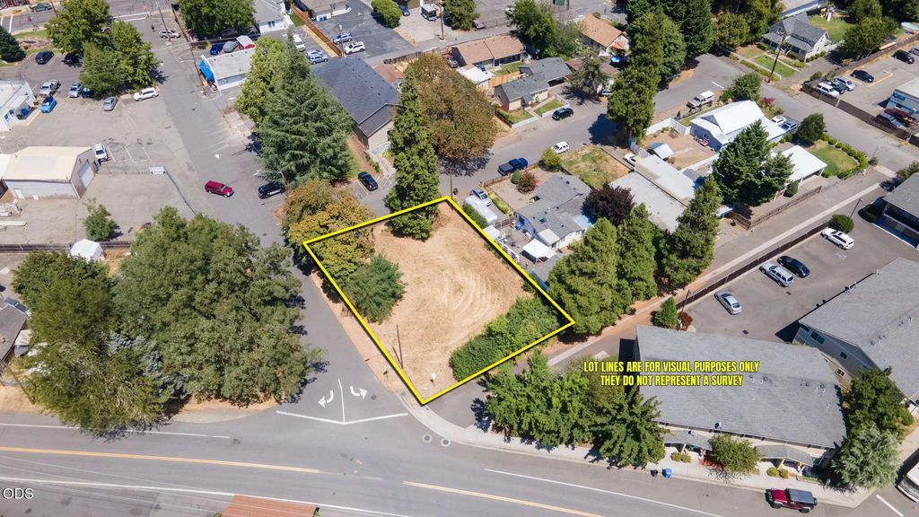 202 Arbor Street, Rogue River