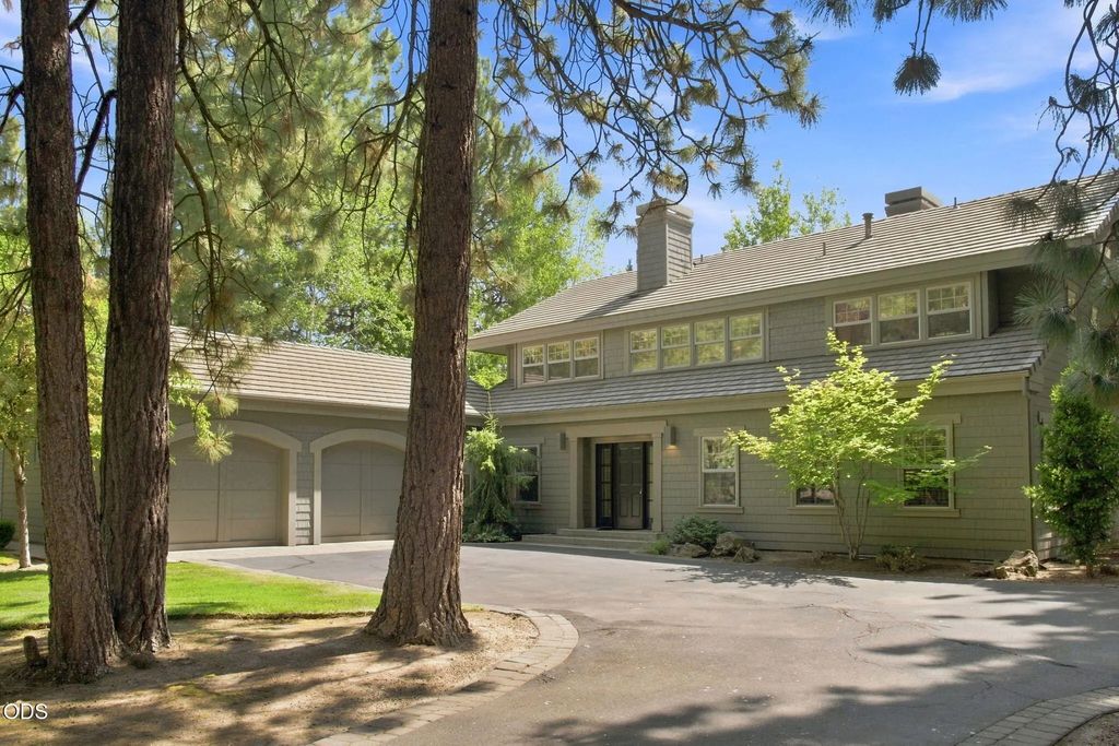 61866 Bunker Hill Court, Bend