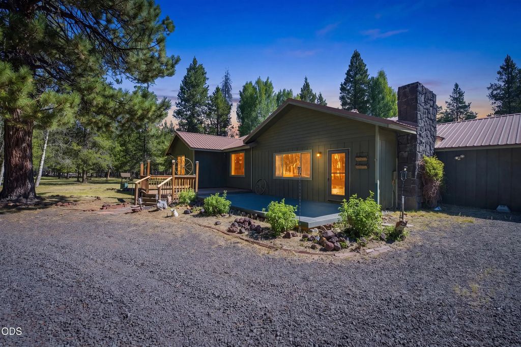 51250 Parker Road, La Pine