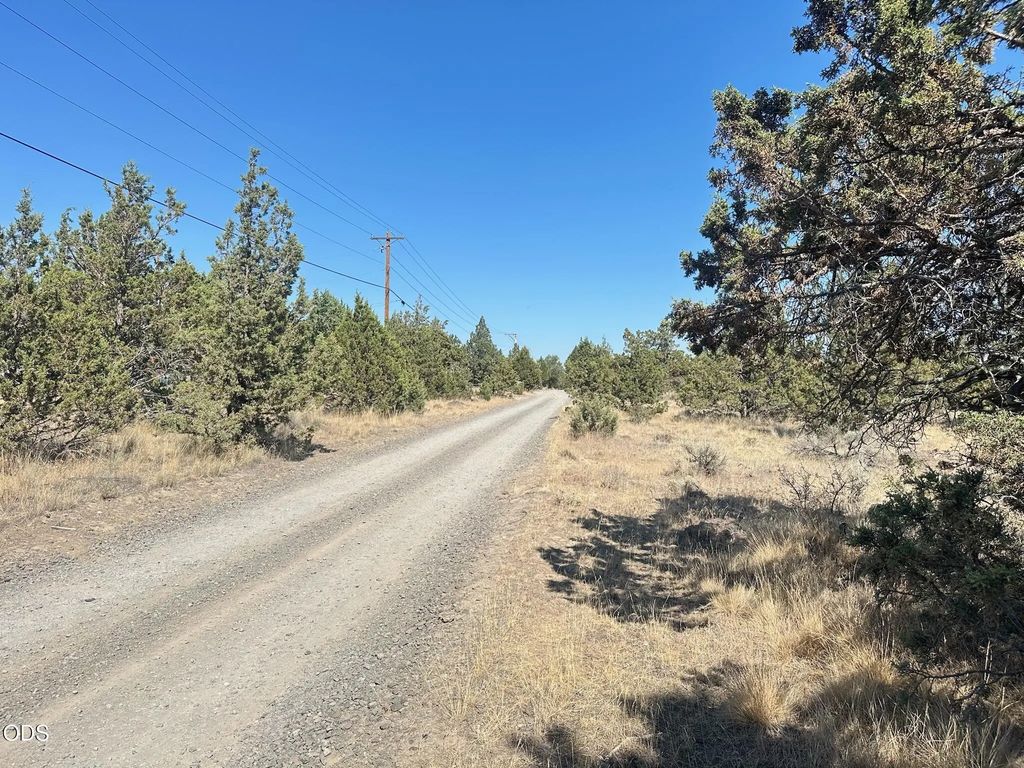 00100 Se Davis Loop Tl 00100, Prineville