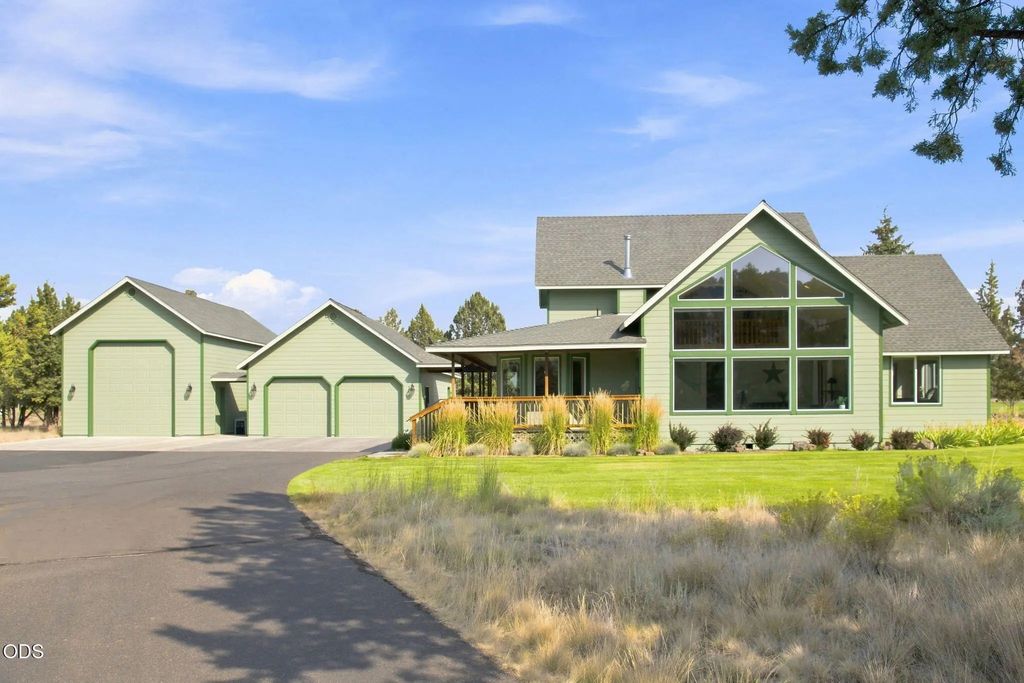 8045 Nw Grubstake Way, Redmond