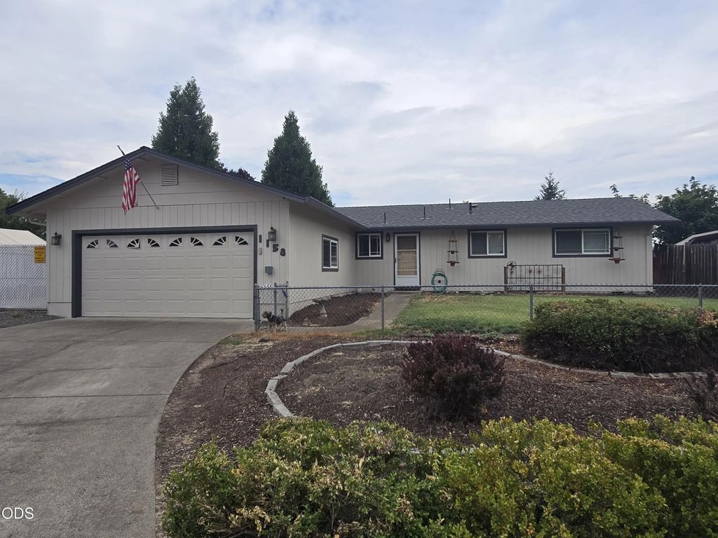 1158 Douglas Street, Medford