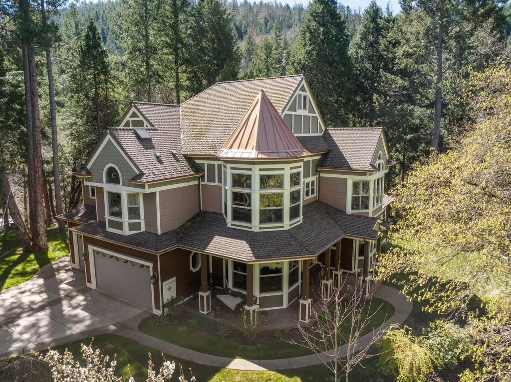 9530 S F Little Butte Road, Eagle Point