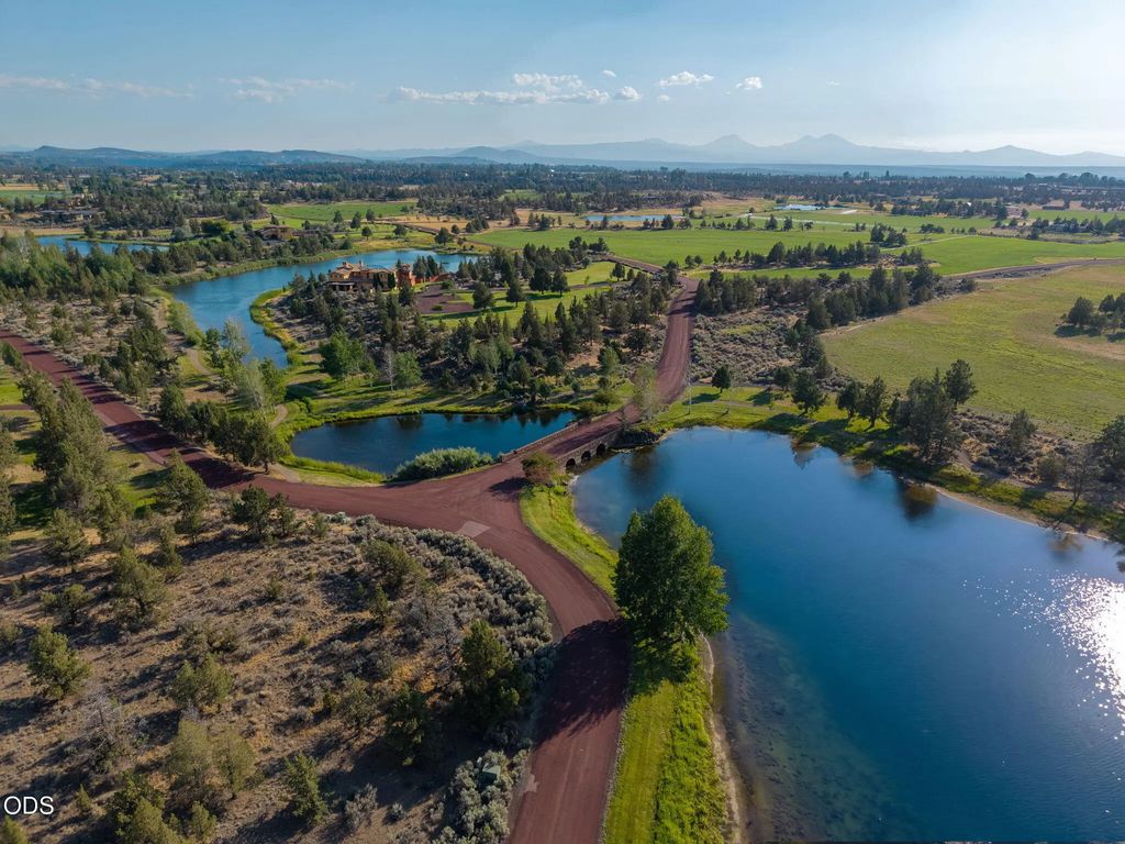 11330 Ne Canyons Ranch Drive Lh 13, Terrebonne
