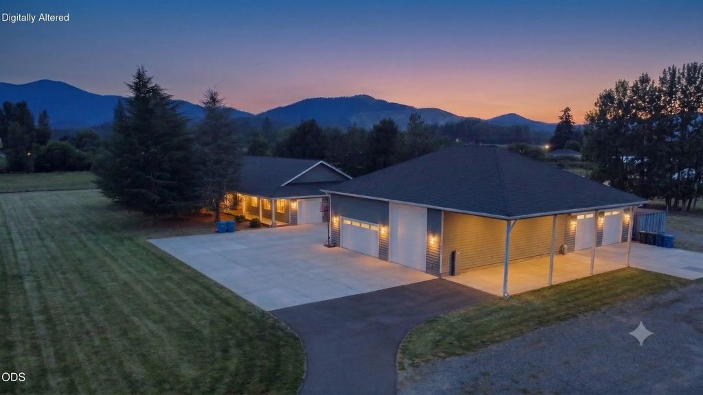 2850 Woodland Park Road, Grants Pass