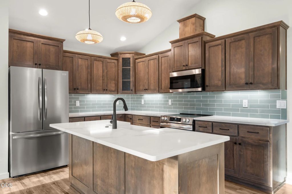 1106 Cascade Loop Lot 8, Cave Junction