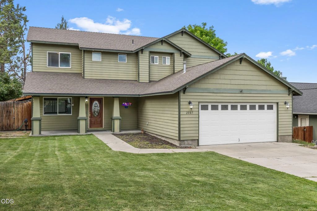 2007 Sw 37th Street, Redmond