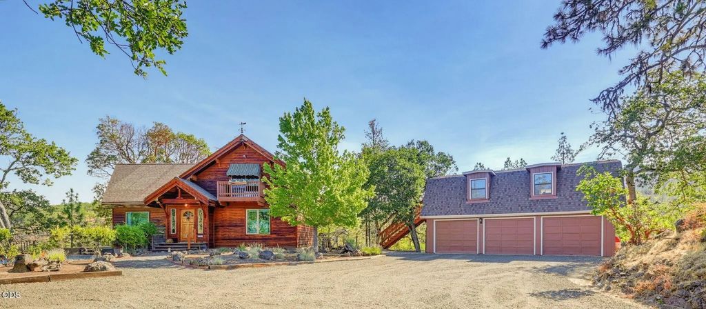 4001 S Fork Little Butte Creek Road, Eagle Point