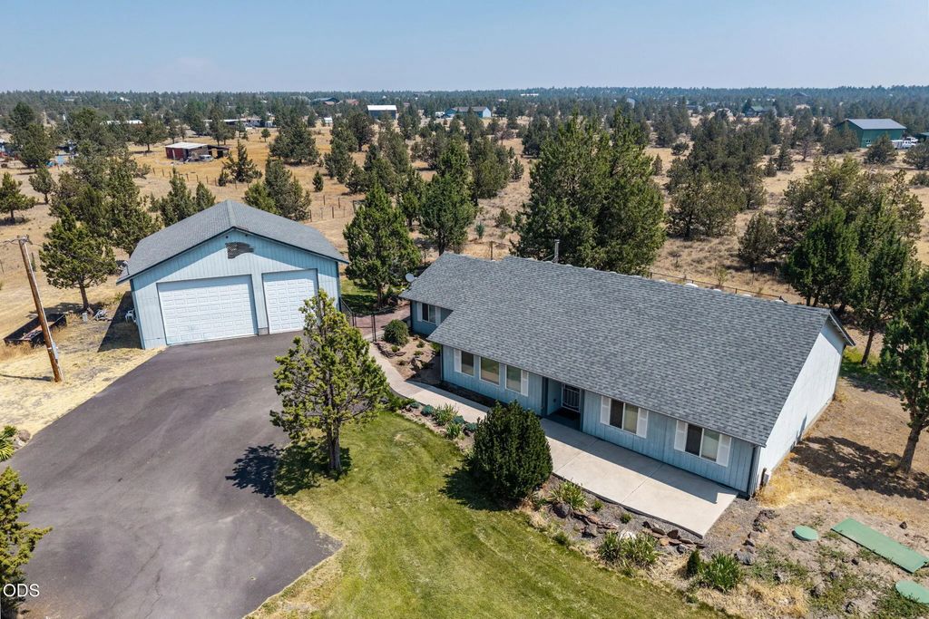 7502 Se Bluebird Lane, Prineville