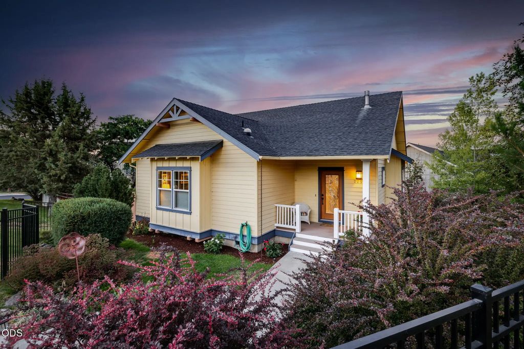2258 Sw 36th Street, Redmond