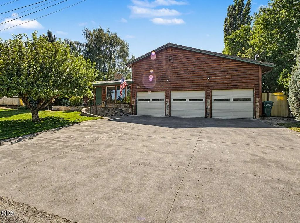 1118 Sequoia Street, Klamath Falls