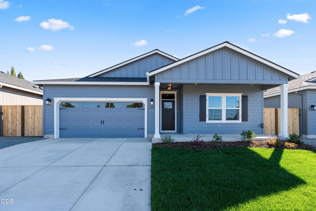 2223 Piazza Drive, Medford