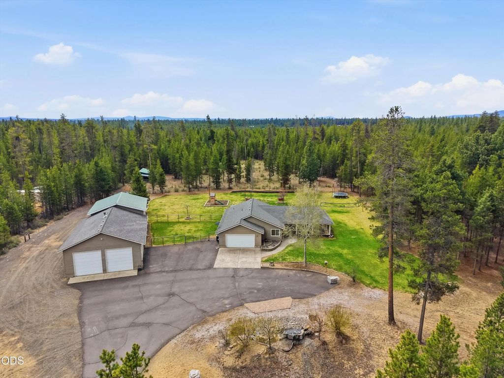 15965 Parkway Drive, La Pine