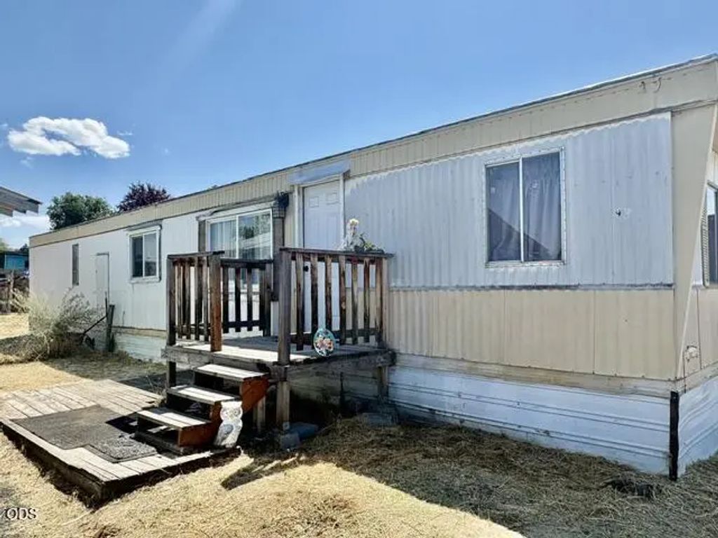 3050 N Main Unit 28, Prineville