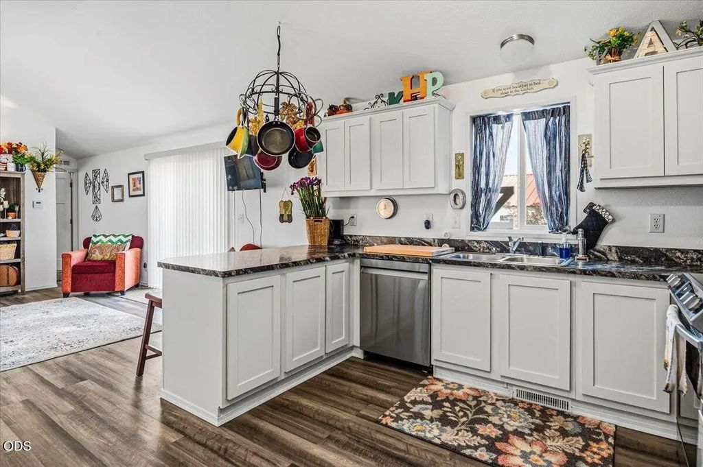 6100 S Highway 97 7, Redmond