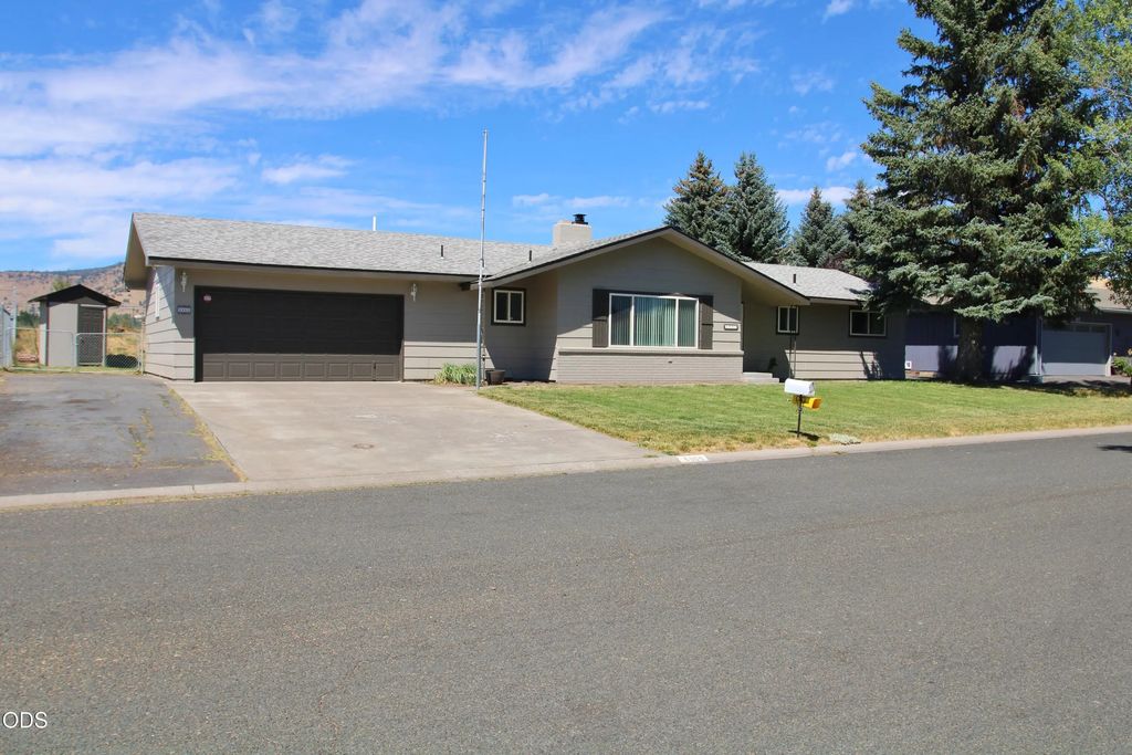 5905 Independence Avenue, Klamath Falls