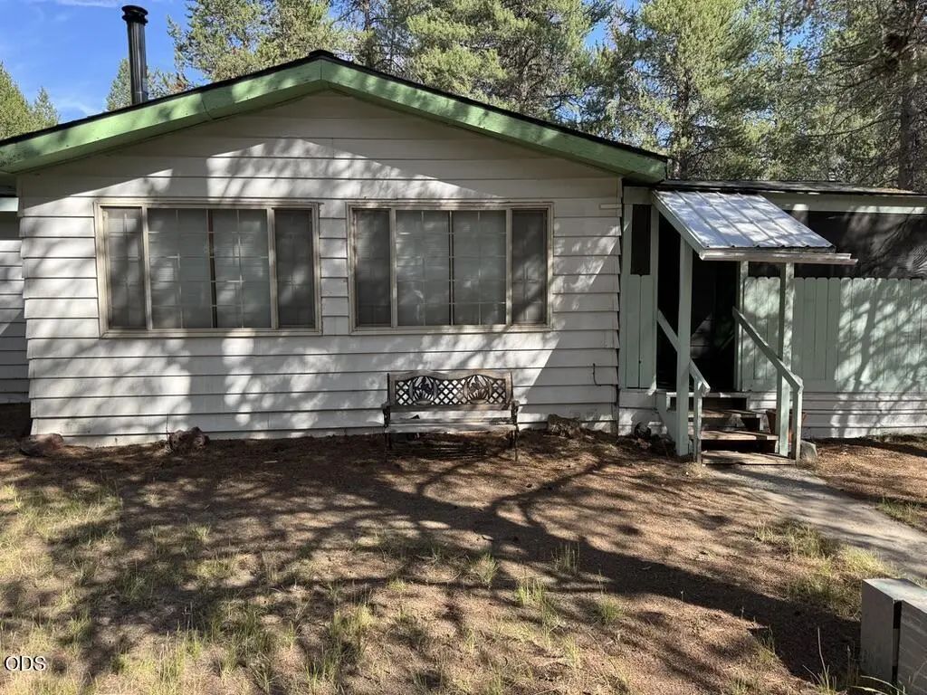 52720 Wayside Loop, La Pine