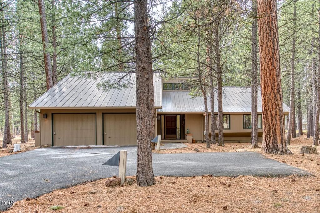 13441 Triflorium, Black Butte Ranch