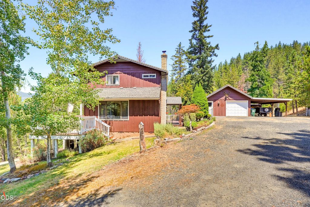 509 Manzanita Drive, Rogue River