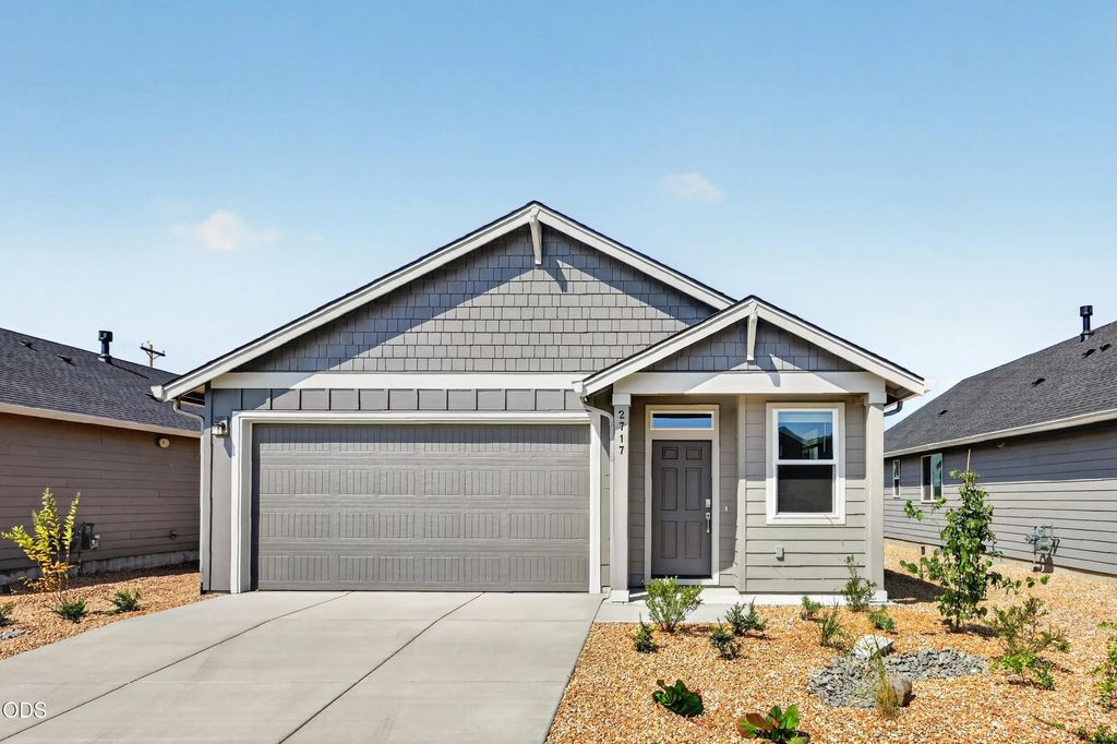 2717 Nw 26th Loop North, Redmond
