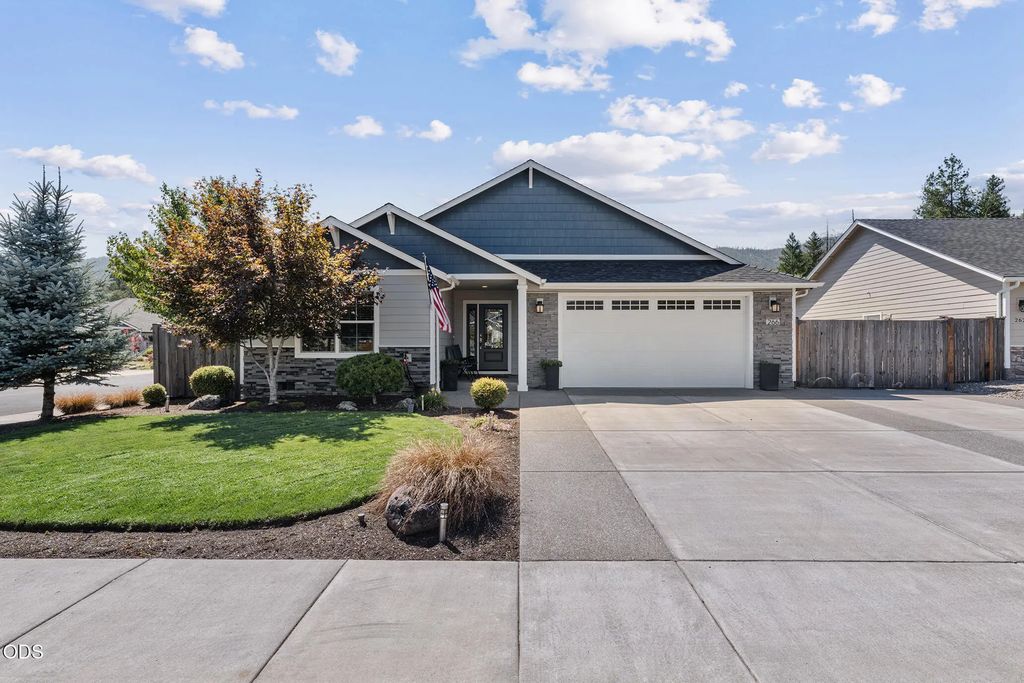 266 Retirement Lane, Cave Junction
