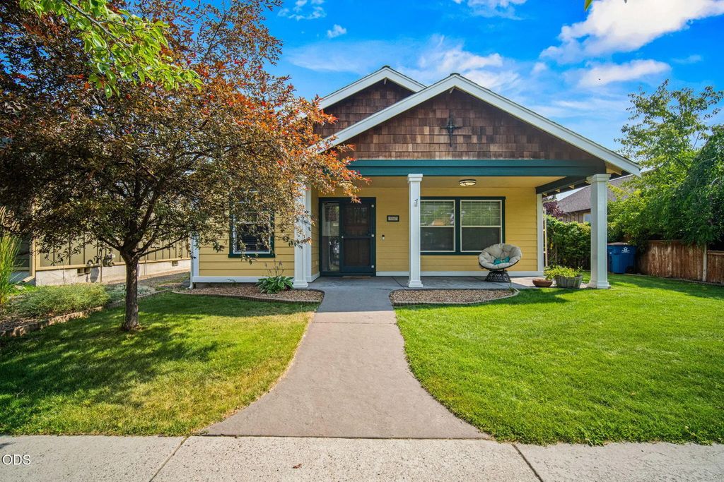 3047 Ne Yellow Ribbon Drive, Bend