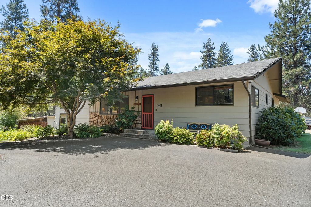 3044 Elk Lane, Grants Pass