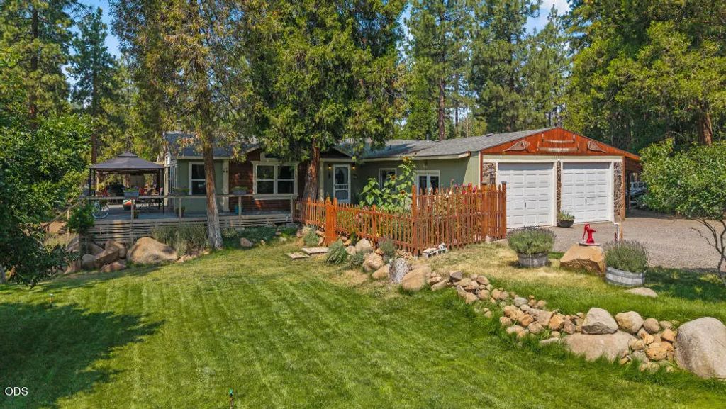16904 Clover Creek Road, Klamath Falls