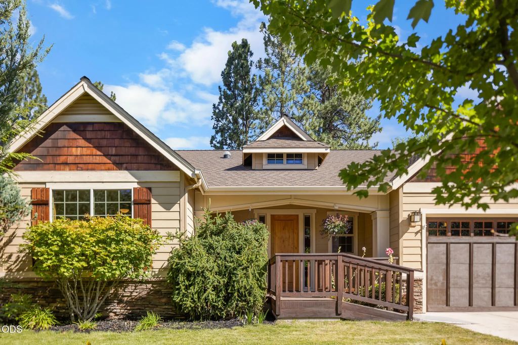 60822 Falcon Pointe Lane, Bend