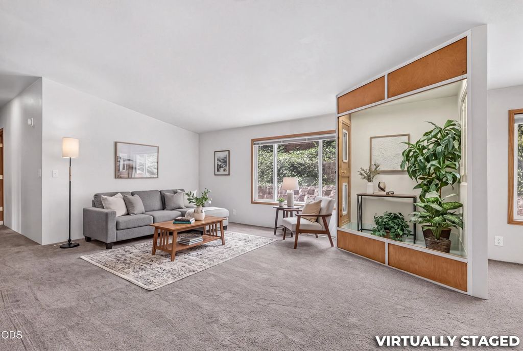140 Taylor Street, Talent