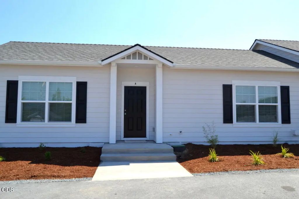 2032 Sw Allen Creek Road, Grants Pass
