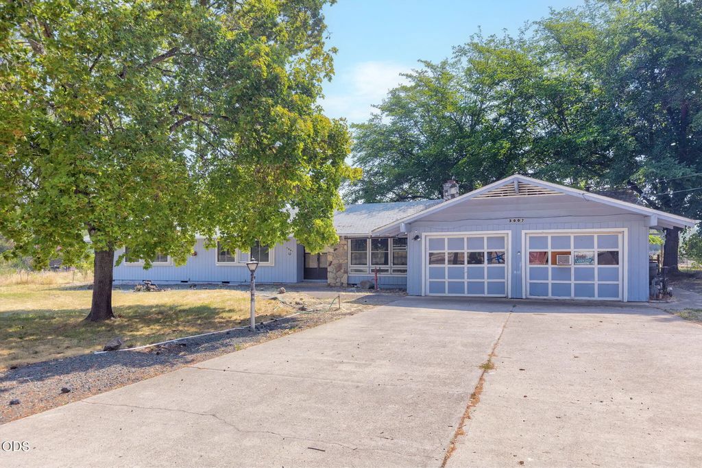 3007 Erline Way, Medford