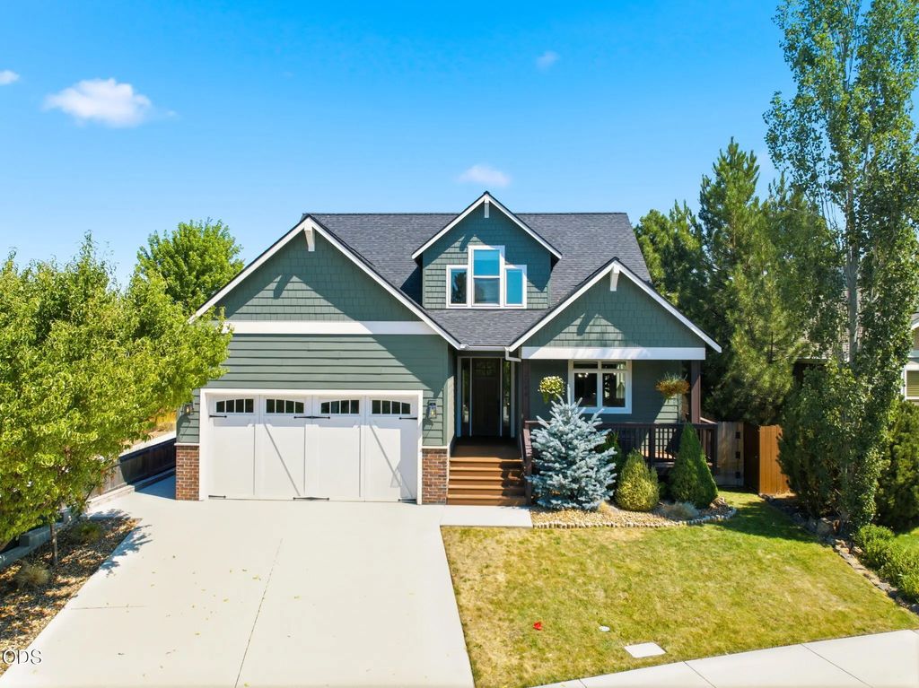2044 Ne Altura Drive, Bend