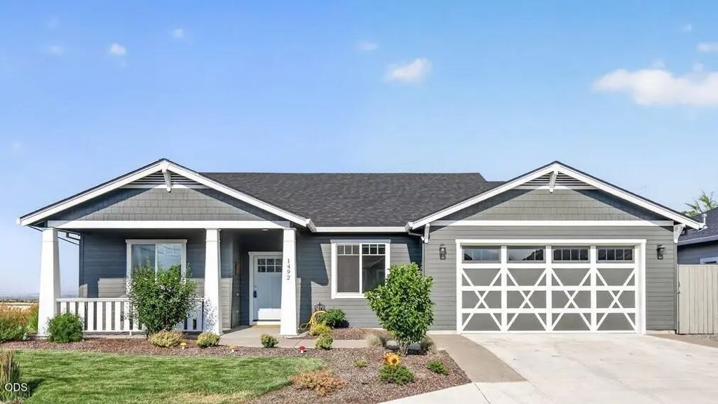 1492 Quarter Lane, Medford