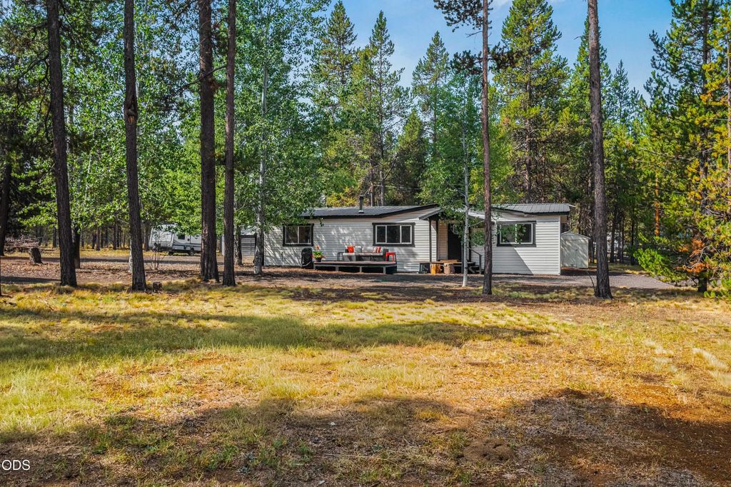 54761 Pinewood Avenue, Bend