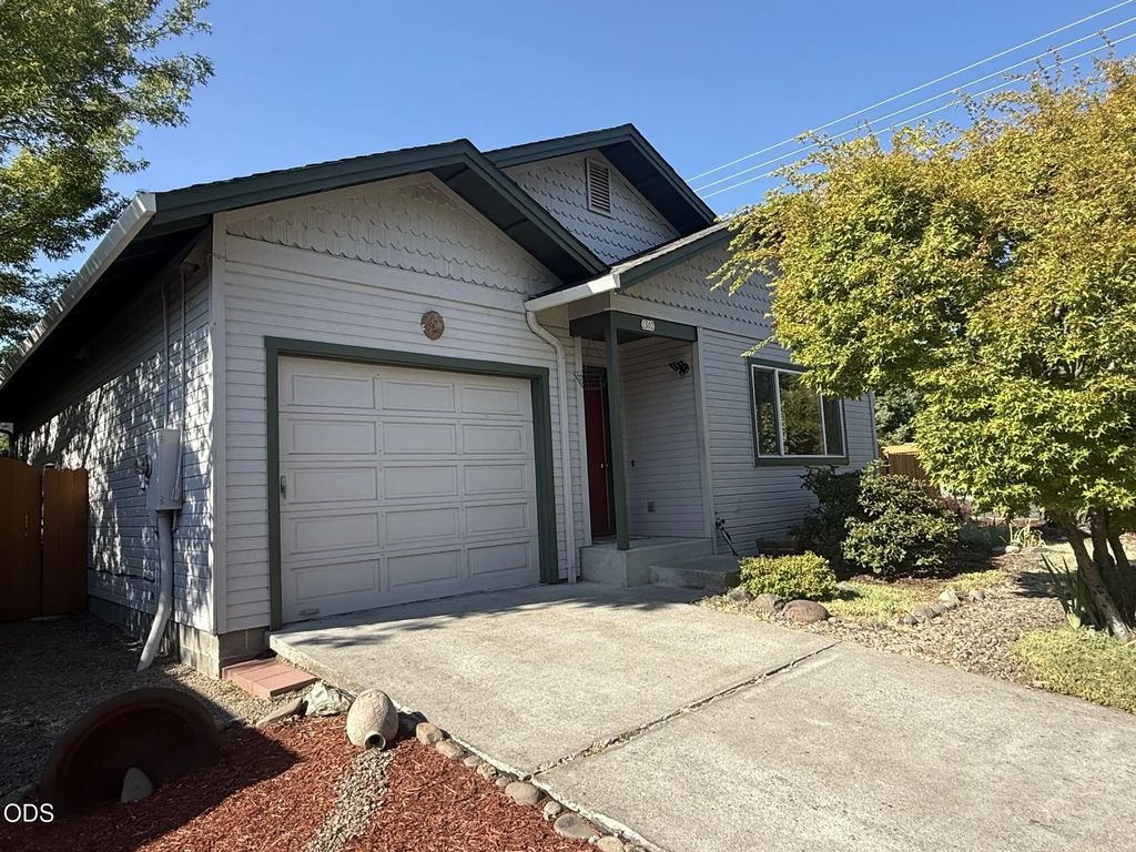 1302 Mill Pond Road, Ashland