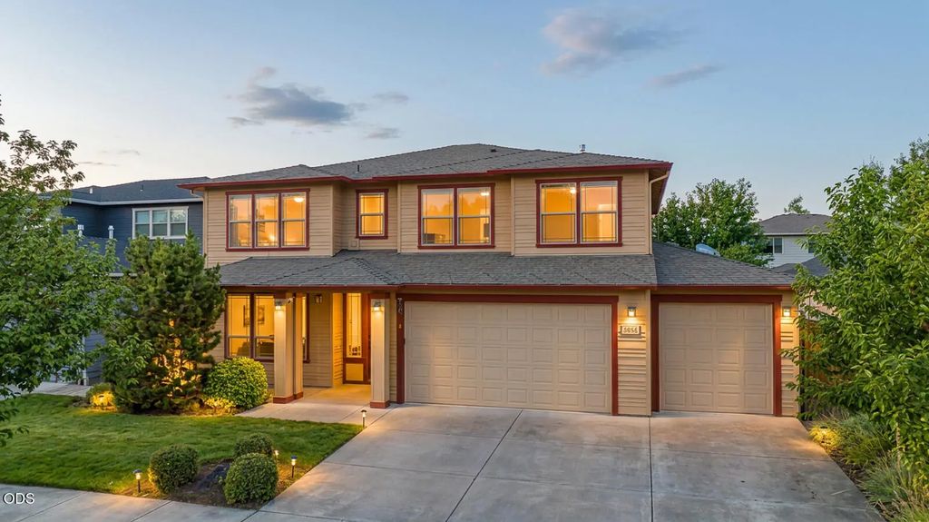 2934 Ne Dogwood Drive, Bend