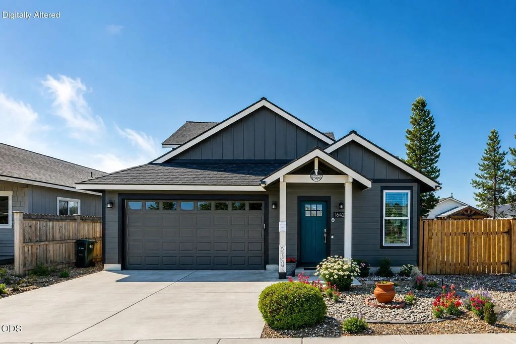 16429 Betty Court, La Pine
