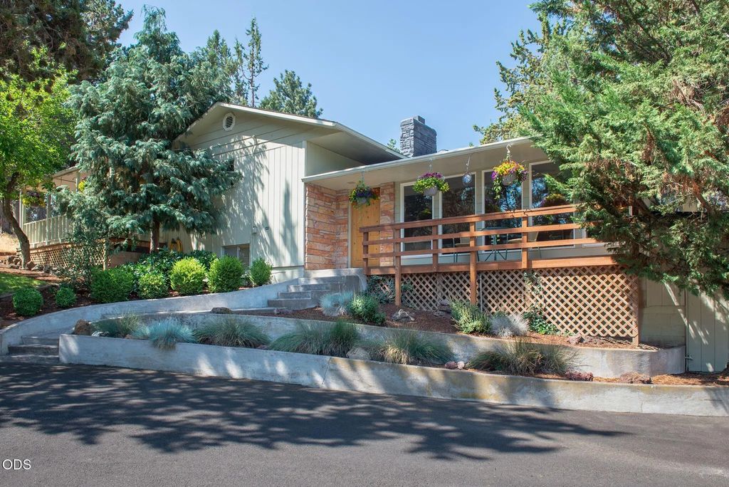 63435 O. B. Riley Road, Bend
