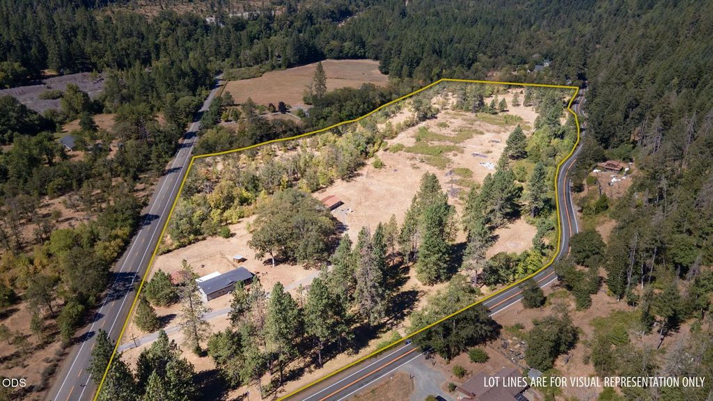 105 Dog Creek Road, Wolf Creek