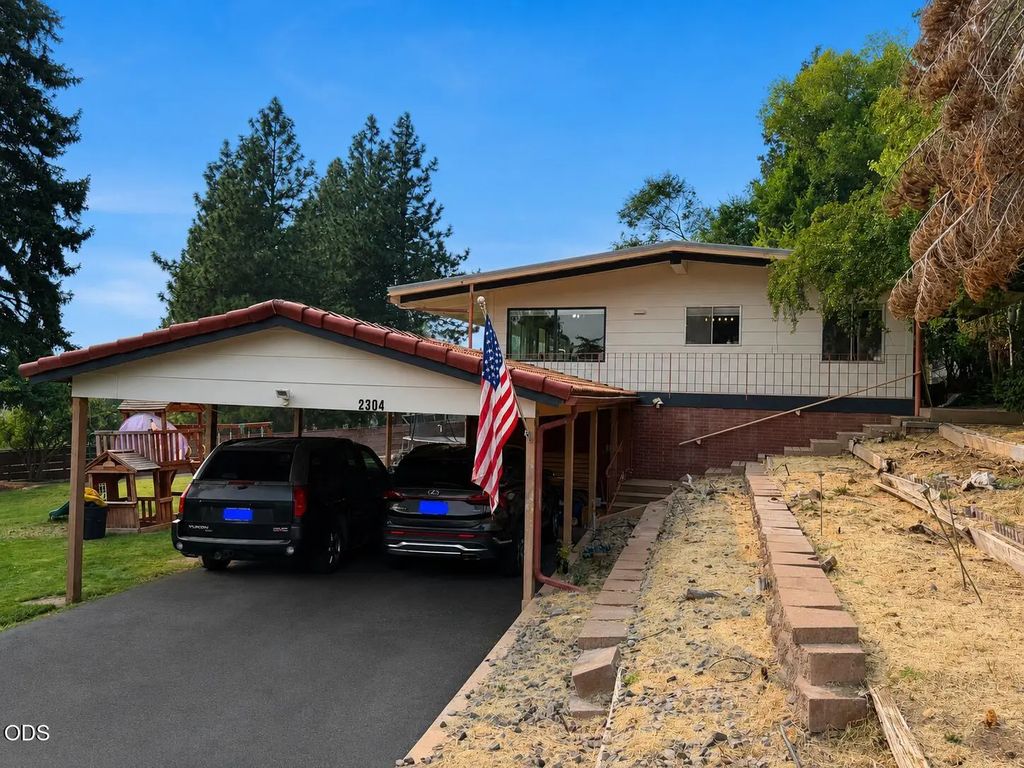 2304 Western Street, Klamath Falls